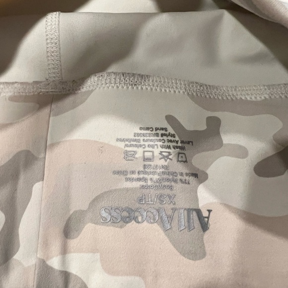 ALL ACCESS set Beige Camouflage Bike Shorts - Picture 4 of 7